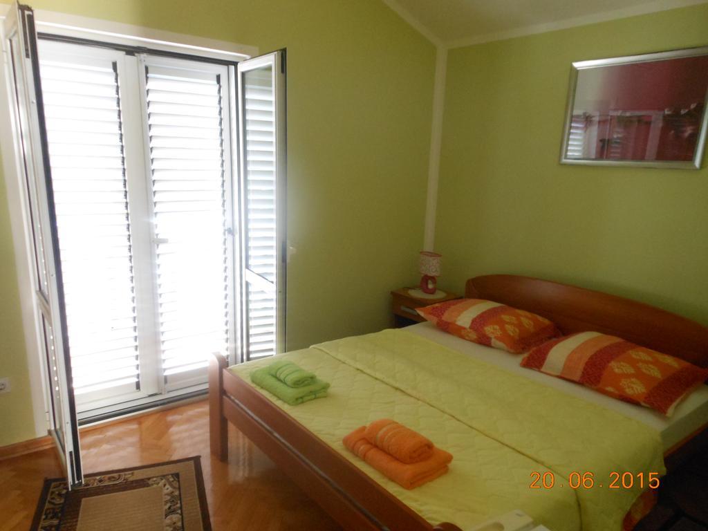 Lorena Rooms Risan Exterior foto